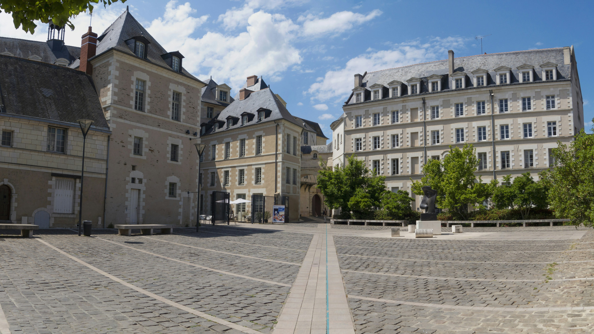 Pourquoi faire appel à un menuisier à Angers ?